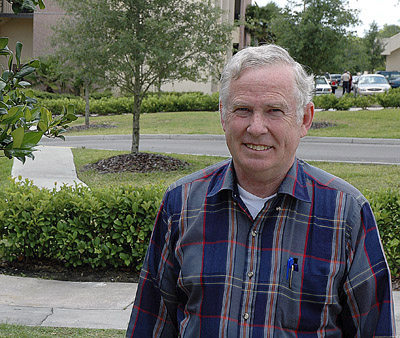 Phil Roberts. April 30, 2004. Photo by Ferrell Jenkins, BiblicalStudies.info.